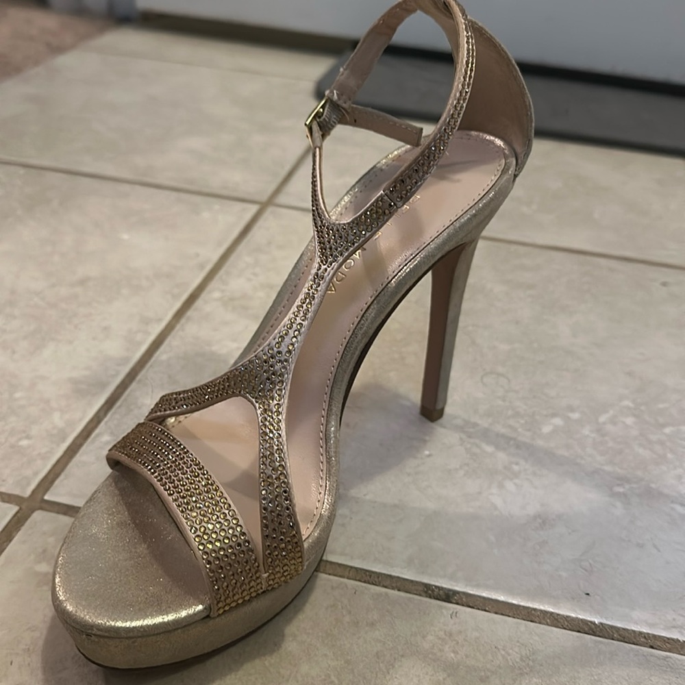 KARISA HIGH HEEL